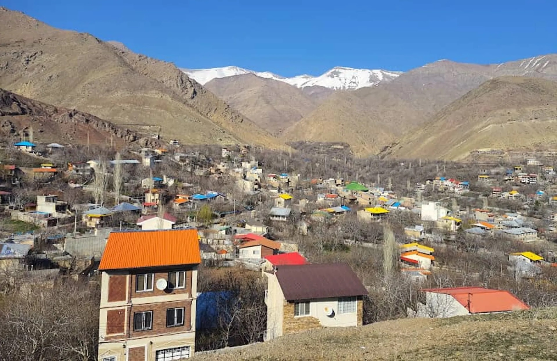 روستای برگ جهان